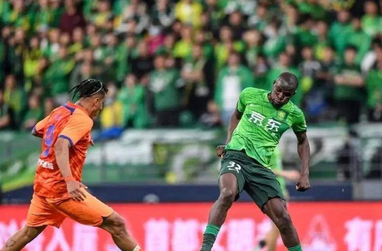 里程碑夜北京国安伤情更新；欧篮联转会期刷纪录；管理层满意；身体对抗强度拉满