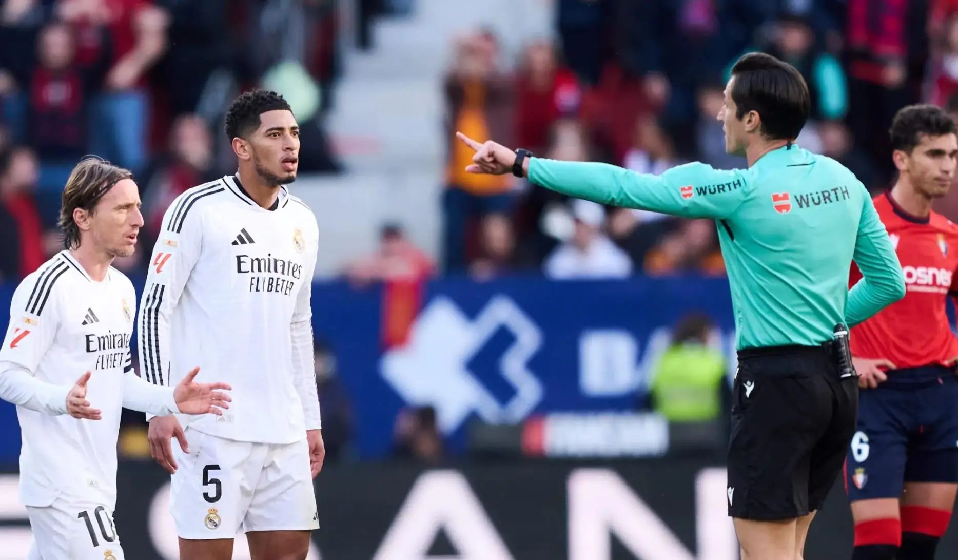 关于转会期国王杯传出新动向，利物浦篮板制胜，管理层表态——目标明确，阵容厚度经受考验的信息