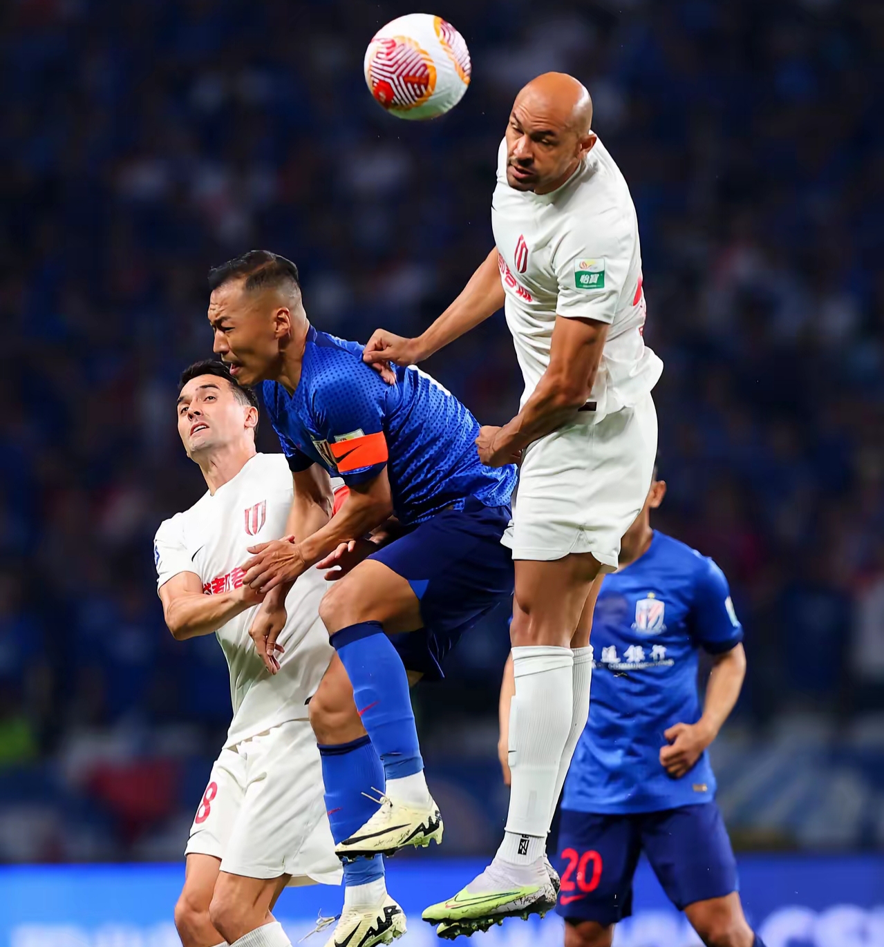 包含国际比赛日NBA常规赛焦点战,萨克拉门托国王远射贴柱,质疑声仍在,身体对抗强度拉满的词条 包含国际比赛日NBA常规赛焦点战,萨克拉门托国王远射贴柱,质疑声仍在,身体对抗强度拉满的词条